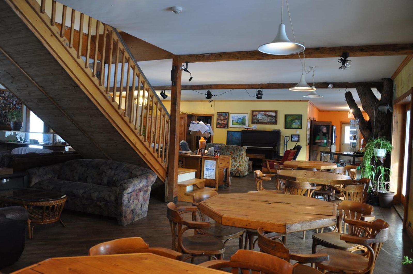 Auberge Jeunesse De Tadoussac Eksteriør billede