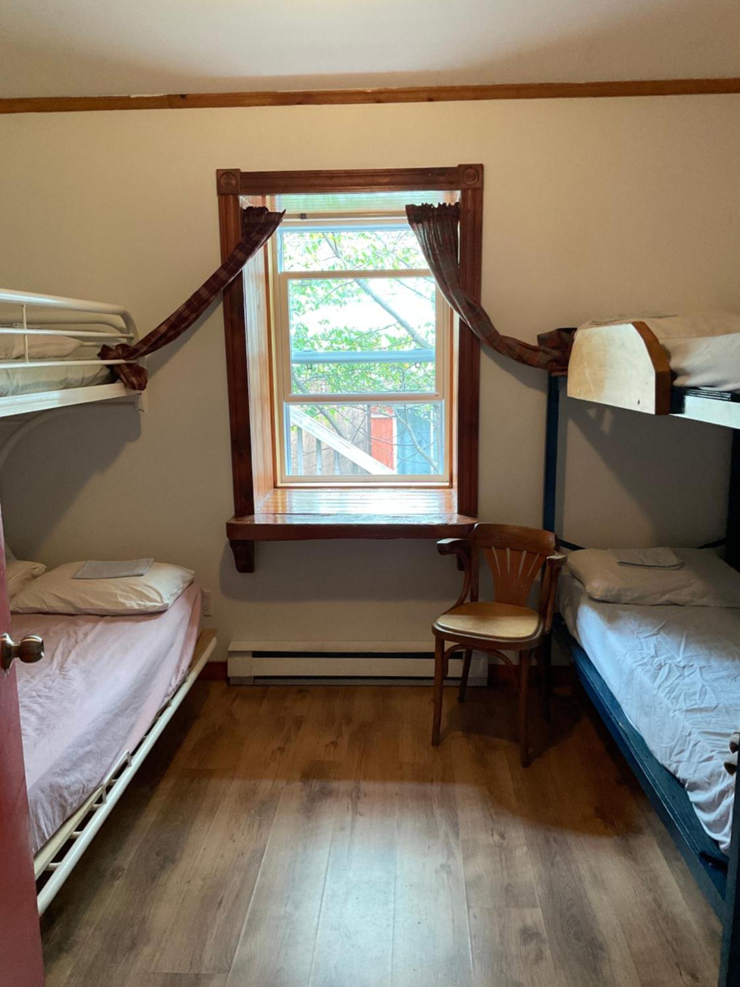 Auberge Jeunesse De Tadoussac Eksteriør billede